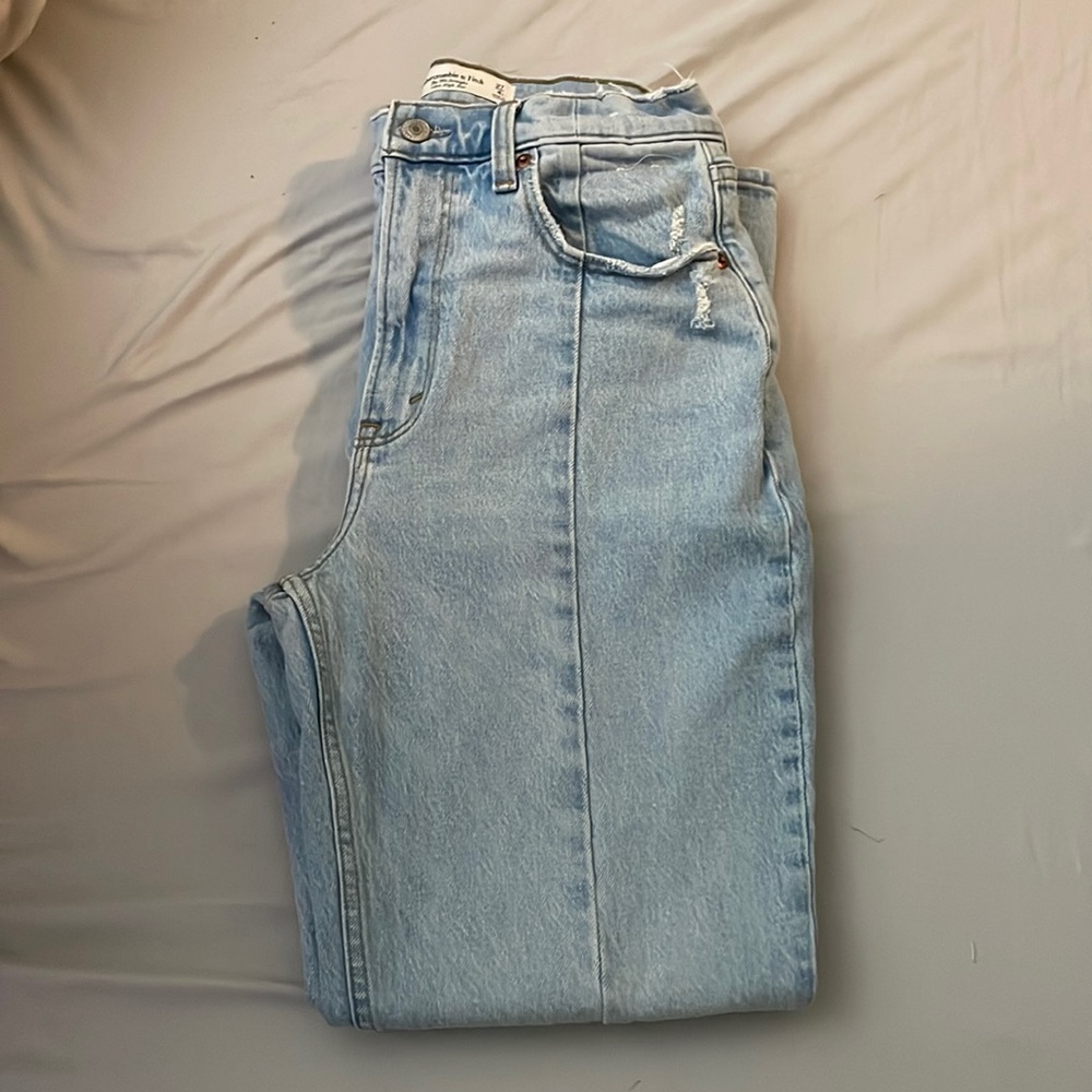 Abercrombie The 90s Straight Ultra High Rise